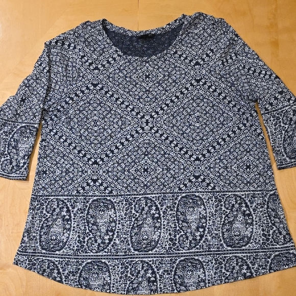 Lucky Brand Navy and White Patterned Blouse. Size 1X - Picture 1 of 7